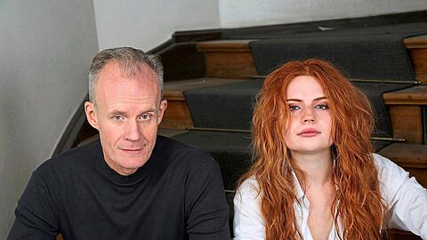 Tochter Toni und Vater Max Uthoff machen nun gemeinsam Kabarett.