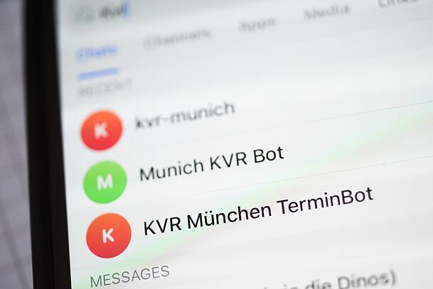 In Telegram-Gruppen werden aktuell frei gewordene Termine sofort gemeldet. In Telegram-Gruppen werden aktuell frei gewordene Termine sofort gemeldet.